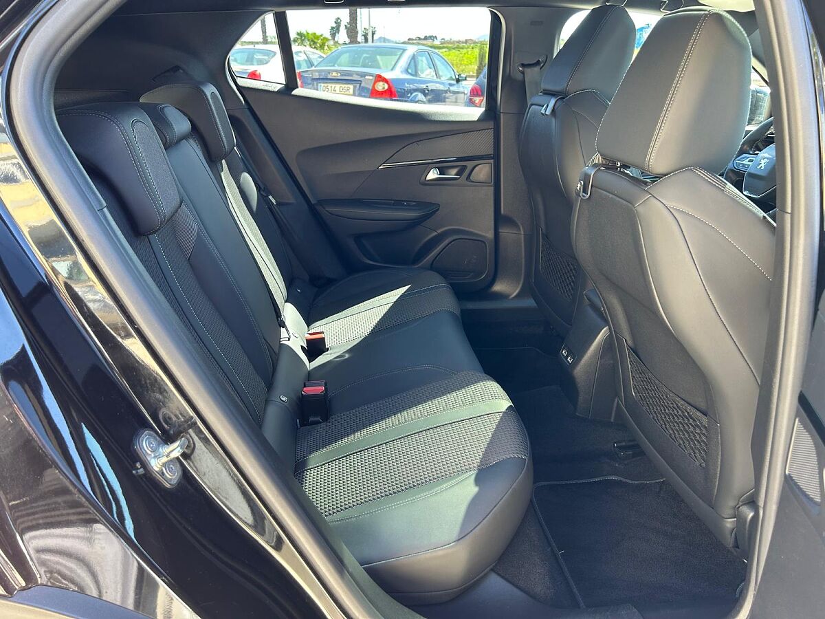 PEUGEOT 2008 GT 1.2 E-THP AUTO SPANISH LHD IN SPAIN 68000 MILES SUPERB 2020